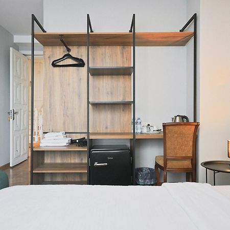 Hotel White House Tbilisi Bagian luar foto